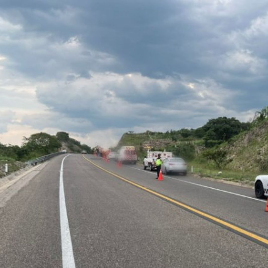 Carreteras bloqueadas hoy. Foto: Cuartoscuro